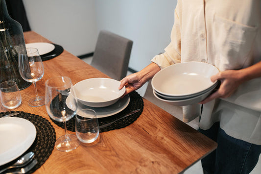 The Dish on Crockery A Collector's Guide to Kitchen & Dining Crockery