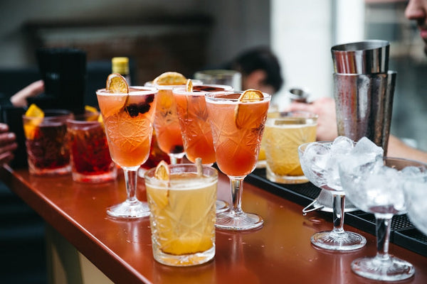 Glass, Acrylic, Crystal: What Material Makes the Best Drinkware in Pakistan?