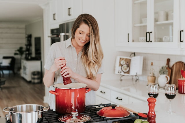 Conquer the Kitchen: 8 Best Kitchen Accessories for Every Cook